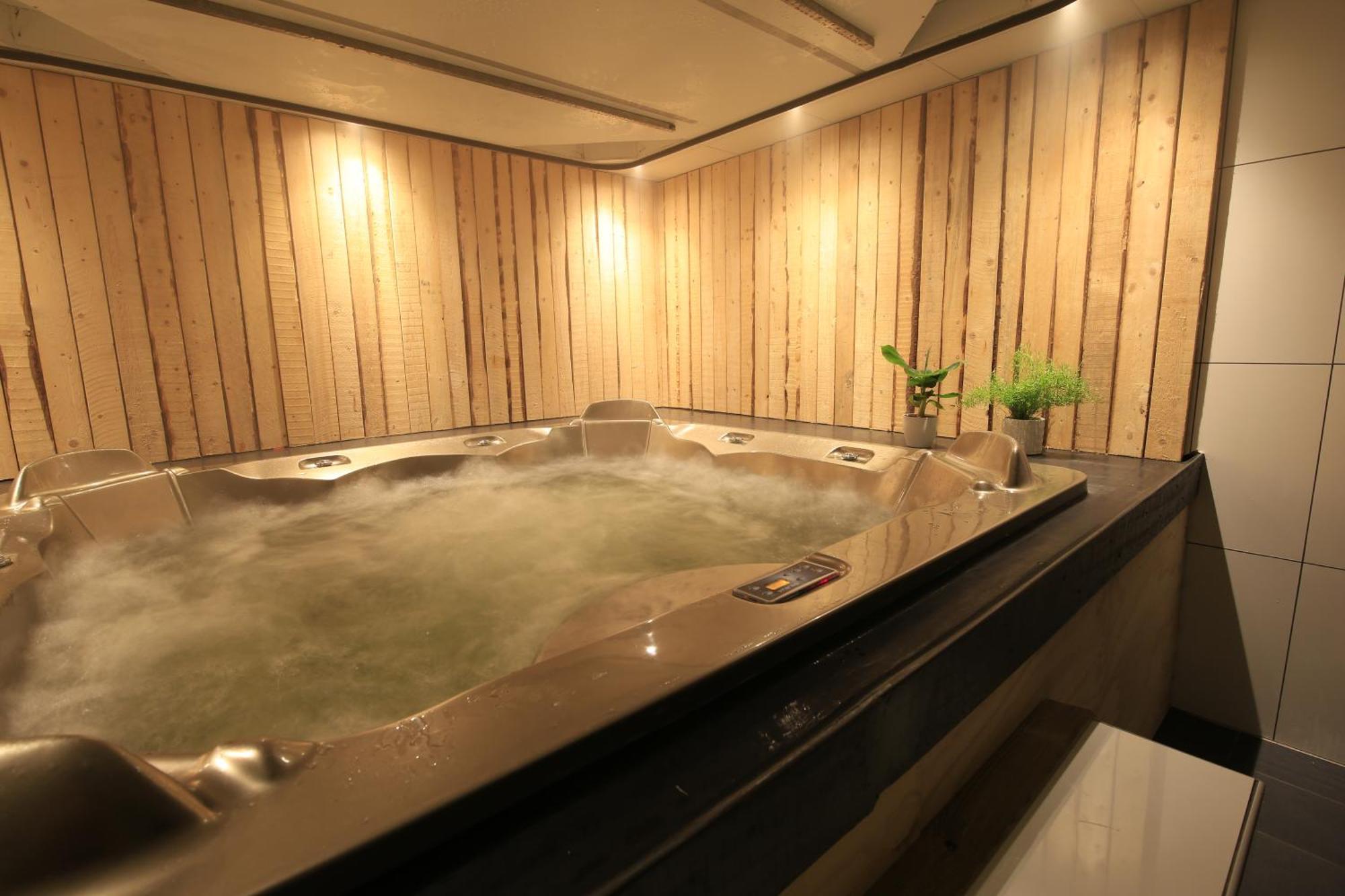 Luxus Familienvilla Mit Jacuzzi & Sauna Tzummarum 外观 照片
